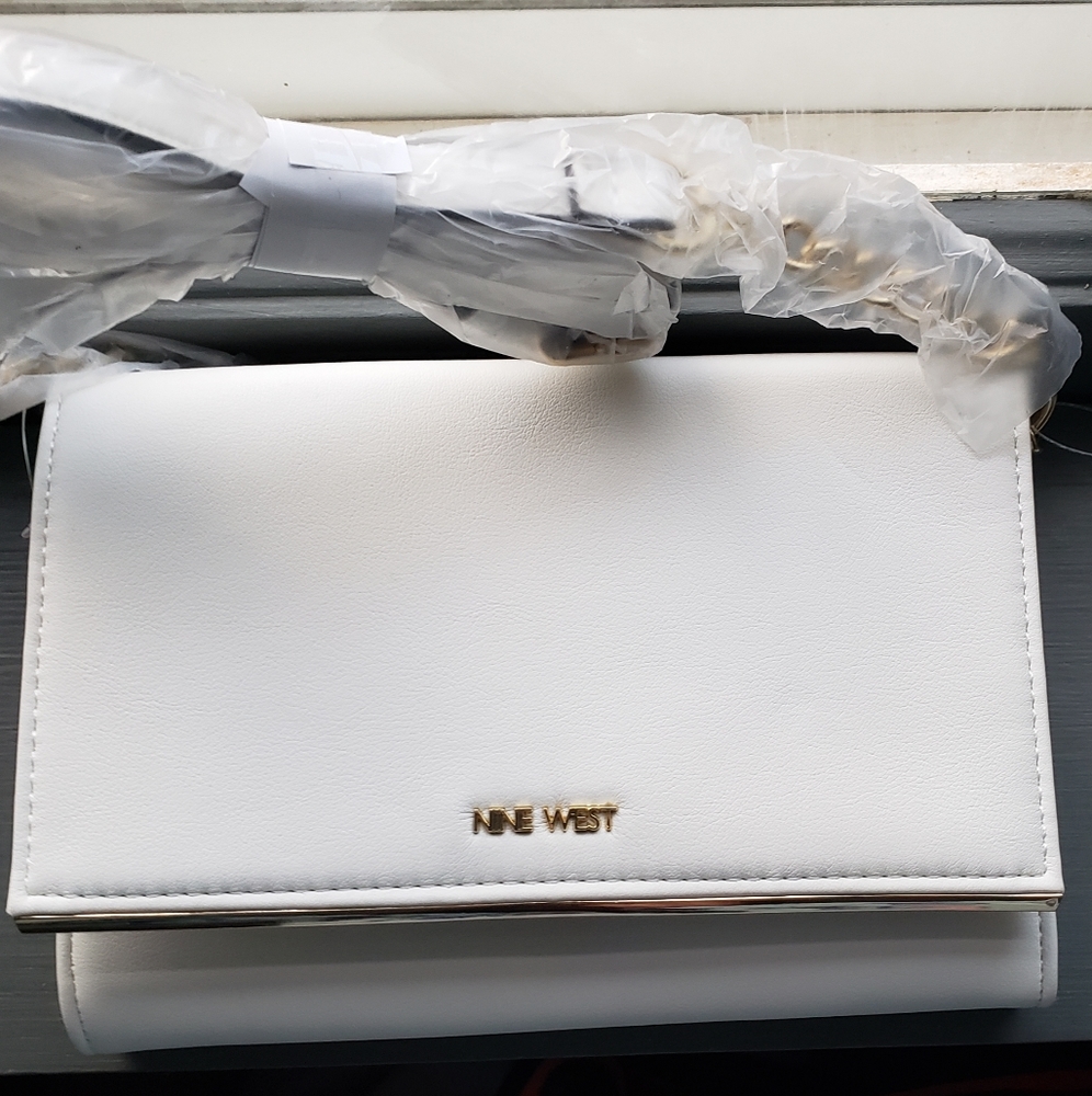 Nine West Crossbody gold chain strap nwt